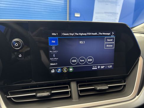 Used 2024 Chevrolet Trax LS image 17