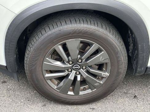 Used 2022 Nissan Pathfinder S AWD/4WD image 10