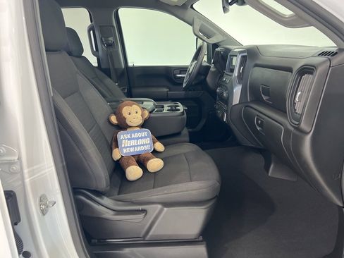 Used 2024 Chevrolet Silverado 2500 Custom w/ Custom Value Package image 23