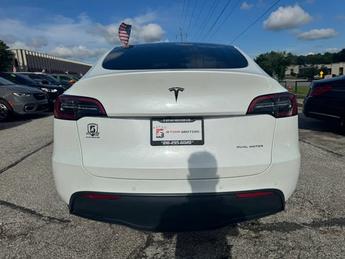 Used 2021 Tesla Model Y Long Range AWD/4WD image 4