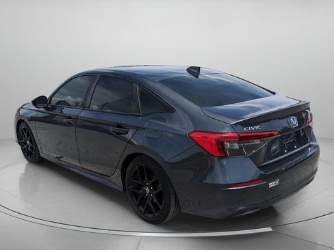 Used 2023 Honda Civic Sport image 6