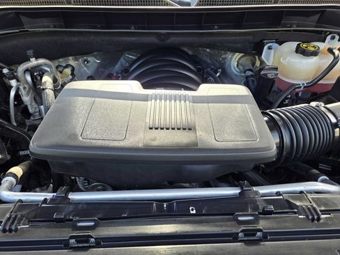 Certified 2023 GMC Yukon AT4 w/ LPO, Floor Liner Package AWD/4WD image 32