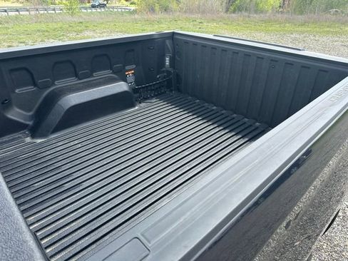 Used 2024 Chevrolet Silverado 1500 LT AWD/4WD image 12