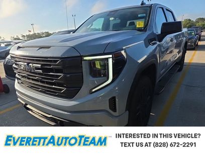 Used 2024 GMC Sierra 1500 Elevation w/ LPO, Elevation Black Package