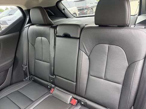 New 2026 Volvo XC40 B5 Plus w/ Protection Package Premier AWD/4WD image 24