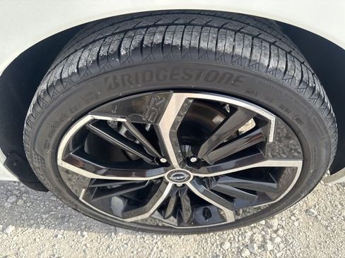 Used 2024 Nissan Altima 2.5 SR image 24