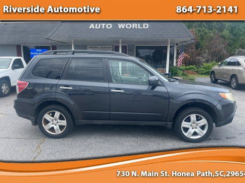 Used 2010 Subaru Outback 2.5i Limited w/ Popular Equipment Group 2A AWD/4WD image 1