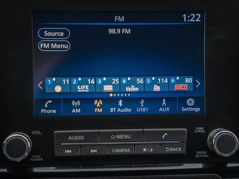 Used 2023 Nissan Frontier SV w/ Technology Package image 22