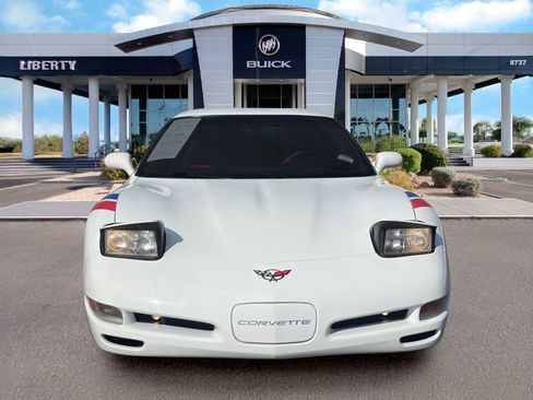Used 1999 Chevrolet Corvette Coupe w/ Memory Pkg RWD image 5