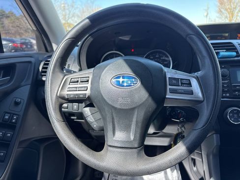 Used 2015 Subaru Forester 2.5i w/ Alloy Wheel Package AWD/4WD image 17