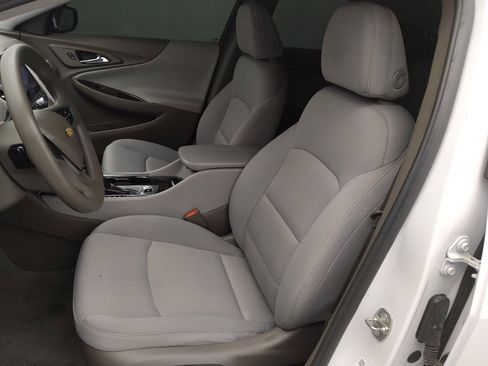 Used 2022 Chevrolet Malibu LT FWD image 17