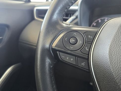 Used 2023 Toyota Corolla Cross LE image 11