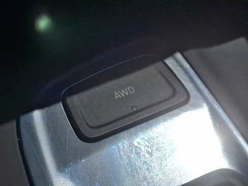 Used 2024 Chevrolet Equinox LS w/ LS Convenience Package AWD/4WD image 24