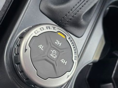 Used 2024 Ford Bronco Big Bend image 37