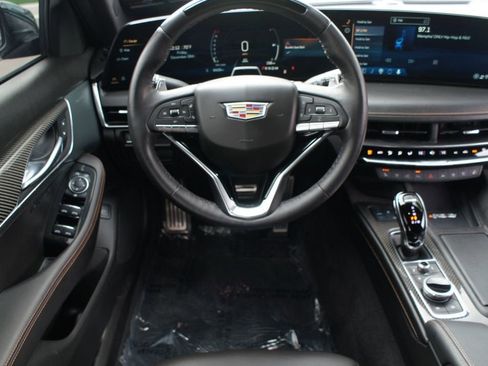 Used 2025 Cadillac CT5 Sport image 5