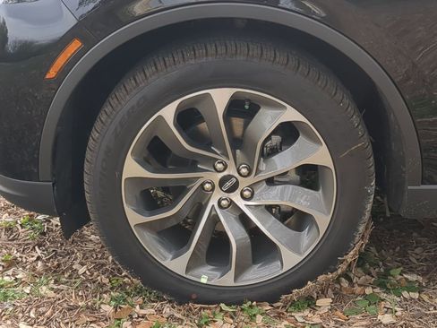 New 2026 Lincoln Aviator 2WD image 9