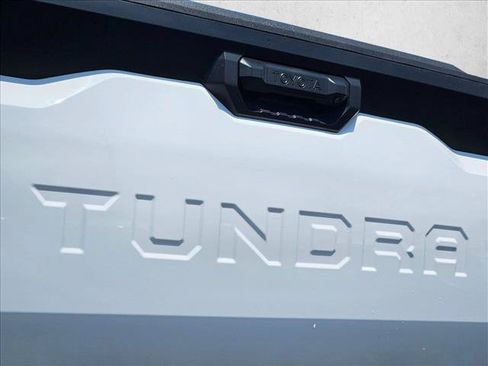 Used 2025 Toyota Tundra SR5 w/ SR5 Premium Package AWD/4WD image 29