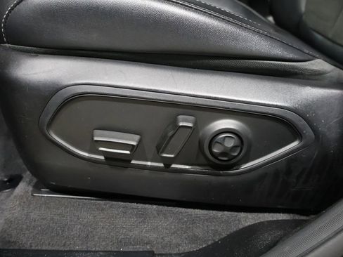 Used 2021 Jeep Grand Cherokee L Laredo image 10