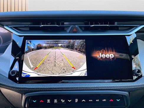 New 2026 Jeep Cherokee Laredo AWD/4WD image 13