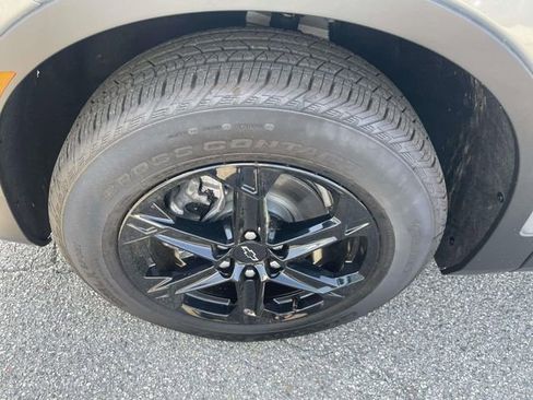 New 2026 Chevrolet Blazer LT w/ Midnight/Sport Edition FWD image 9