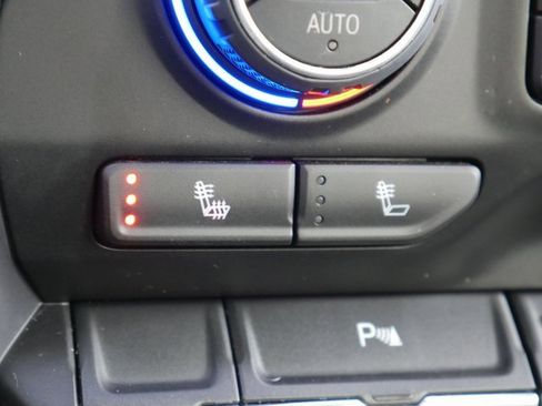 Used 2022 Chevrolet Silverado 2500 LT w/ Z71 Sport Edition image 4