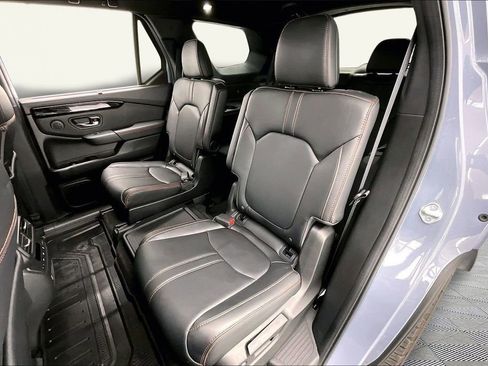 Used 2023 Honda Pilot TrailSport image 26