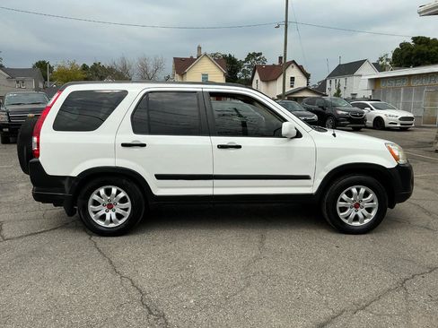 Used 2005 Honda CR-V EX image 3
