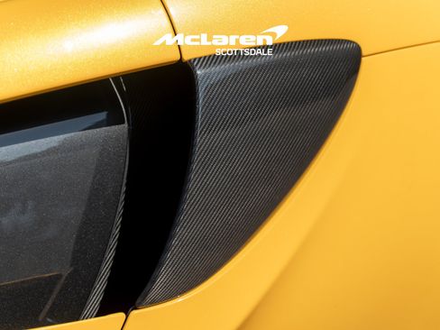 Used 2017 McLaren 570S Coupe RWD image 25