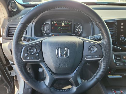 Certified 2023 Honda Passport EX-L image 9