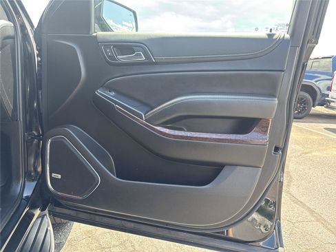Used 2019 GMC Yukon SLT AWD/4WD image 27