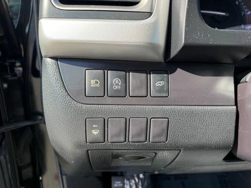 Used 2018 Toyota Highlander SE AWD/4WD image 31