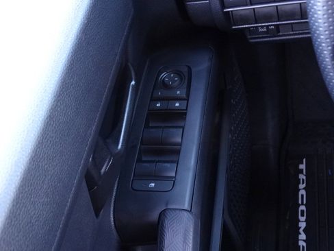 New 2026 Toyota Tacoma SR5 image 31