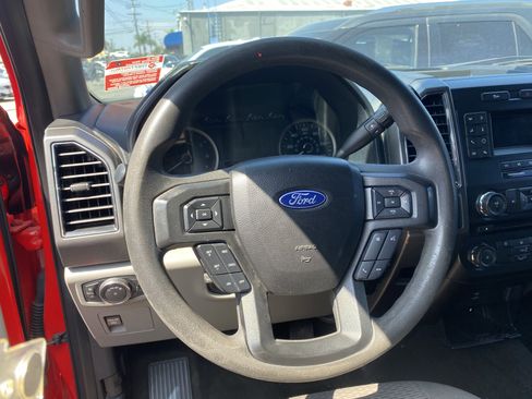 Used 2018 Ford F150 XLT image 23