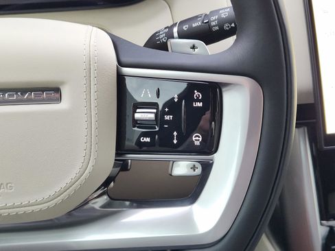 New 2026 Land Rover Range Rover Long Wheelbase SE image 30