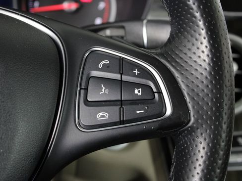 Used 2016 Mercedes-Benz C 300 Sedan image 27