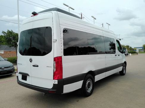 Used 2026 Mercedes-Benz Sprinter 2500 image 6
