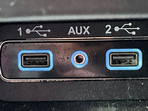 Used 2019 Jeep Grand Cherokee Altitude image 25