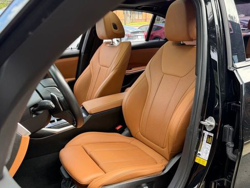 Used 2023 BMW 330i Sedan w/ Driving Assistance Package image 25