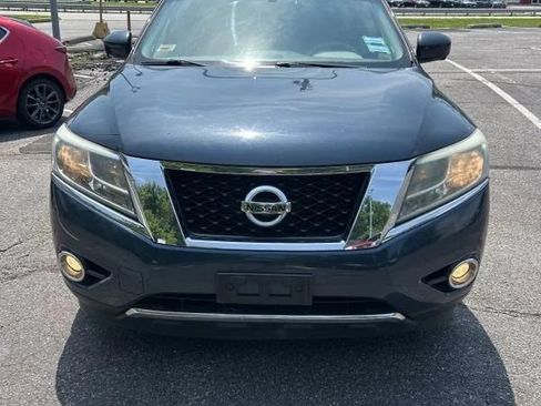 Used 2015 Nissan Pathfinder SL w/ SL Tech Package AWD/4WD image 14