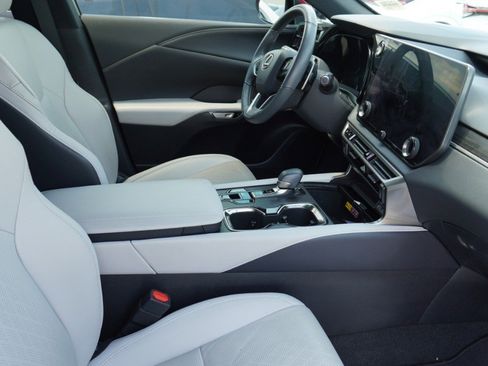 Used 2023 Lexus RX 350 Premium Plus w/ Cold Area Package FWD image 8