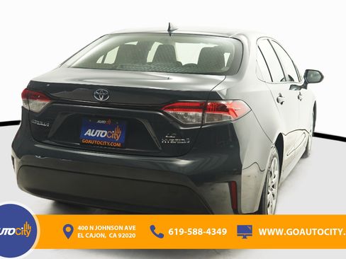 Used 2024 Toyota Corolla LE FWD image 10