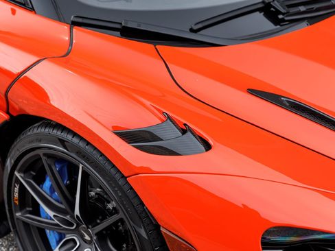 Used 2021 McLaren 765LT RWD image 19