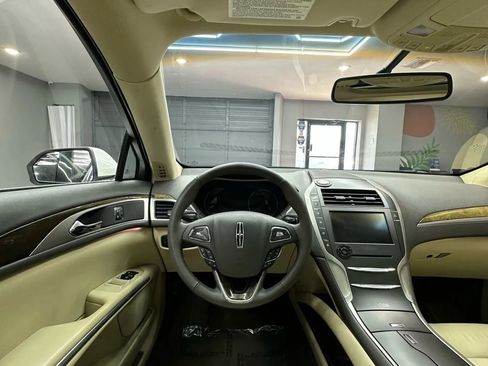 Used 2014 Lincoln MKZ w/ Equipment Group 101A Select image 23