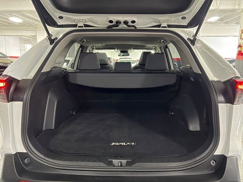 Certified 2019 Toyota RAV4 XLE w/ Carpet Mat Package image 41