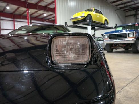 Used 1991 Chevrolet Corvette Coupe RWD image 32