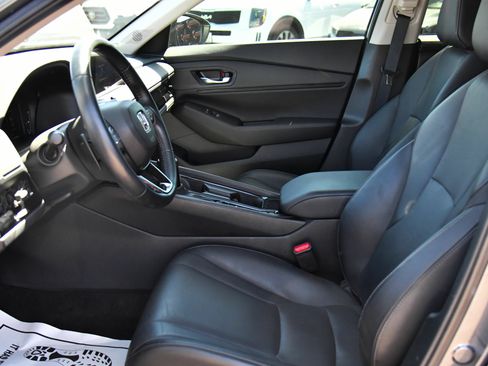 Used 2025 Honda Accord EX-L image 16