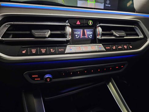 Used 2022 BMW X5 xDrive40i image 22