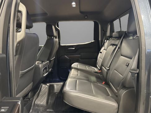 Used 2019 GMC Sierra 1500 SLT image 40