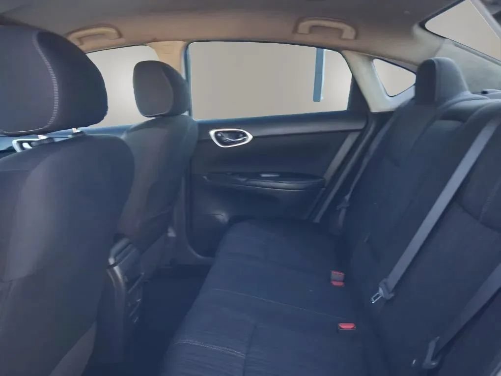 Used 2017 Nissan Sentra SV FWD image 38