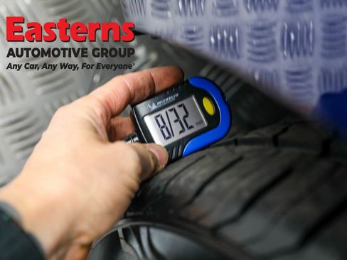 Used 2022 Dodge Challenger R/T Scat Pack w/ Scat Pack Stripe image 28